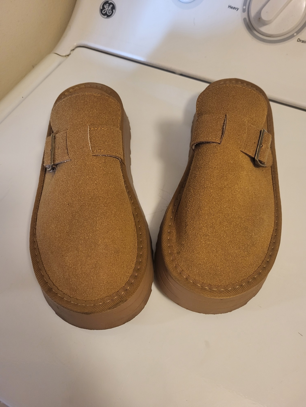 Women's Casual Suede Slip-On Loafers in Tan